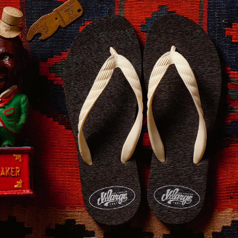 X-LARGE SCRIPT LOGO BEACH SANDAL