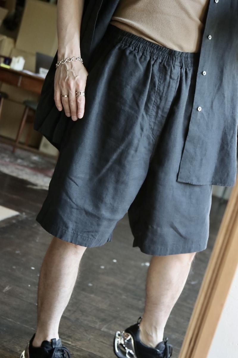 Graphpaper グラフペーパー22SS Linen Baggy Shorts(GM222-40009)BLACK発売