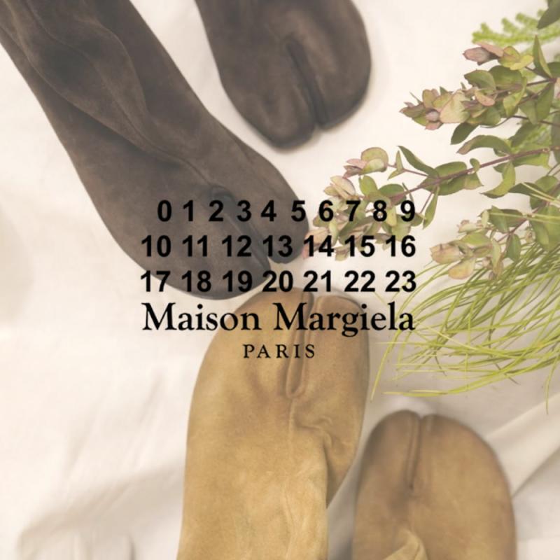 Maison Margiela ​/ ١TABI ANKLE BOOTS H80(D.BROWN)and more