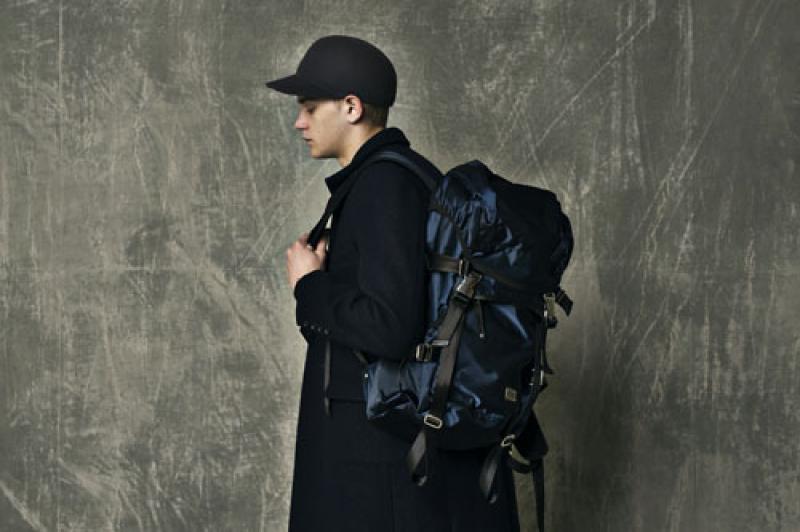 VICTIM/W-CHESTER FIELD COAT NAVY&BEG