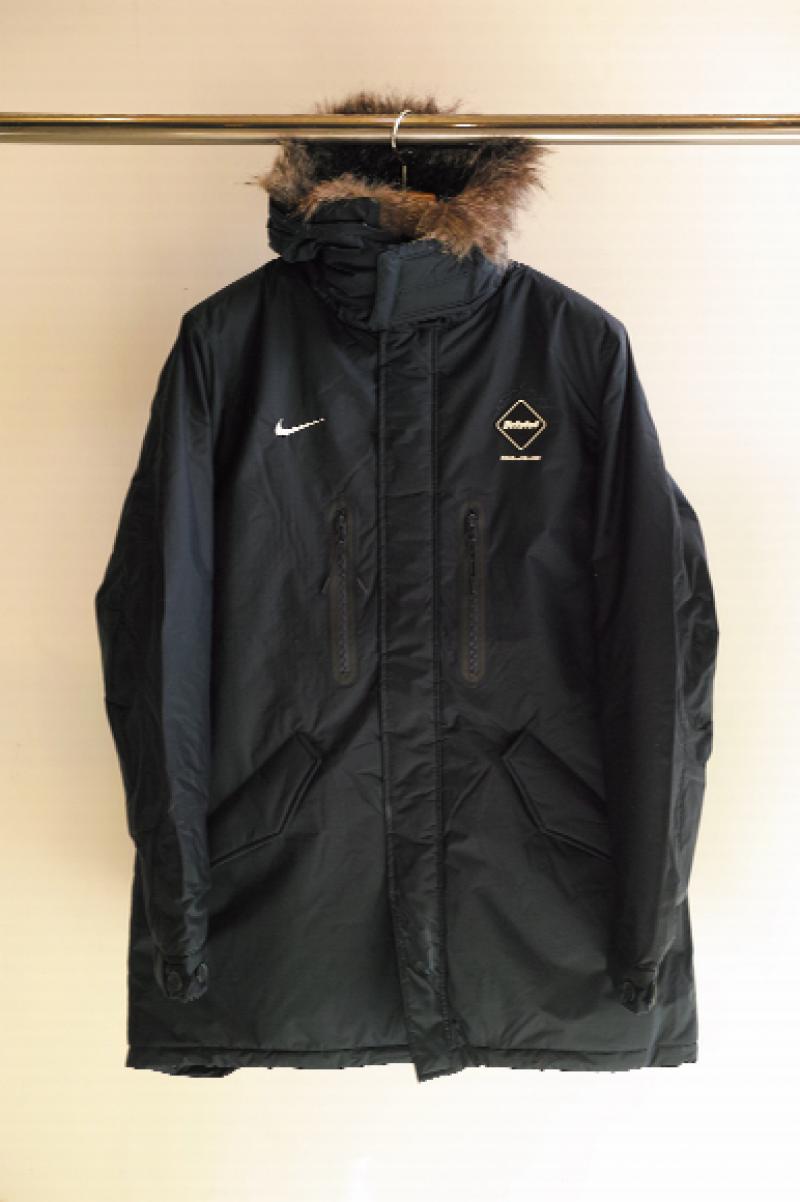 F.C.R.B. STORM-FIT BENCH COAT