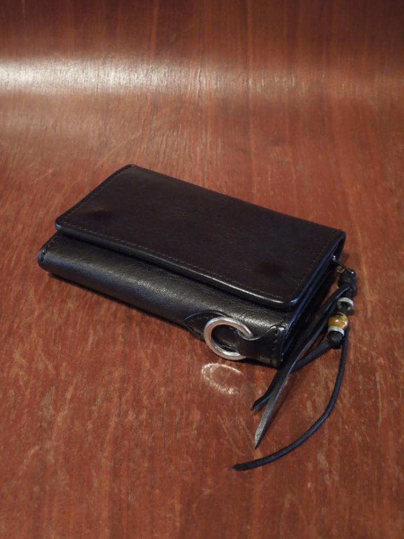 MR.OLIVE(ߥ꡼)STONE HEAD FRINGE SHORT WALLET