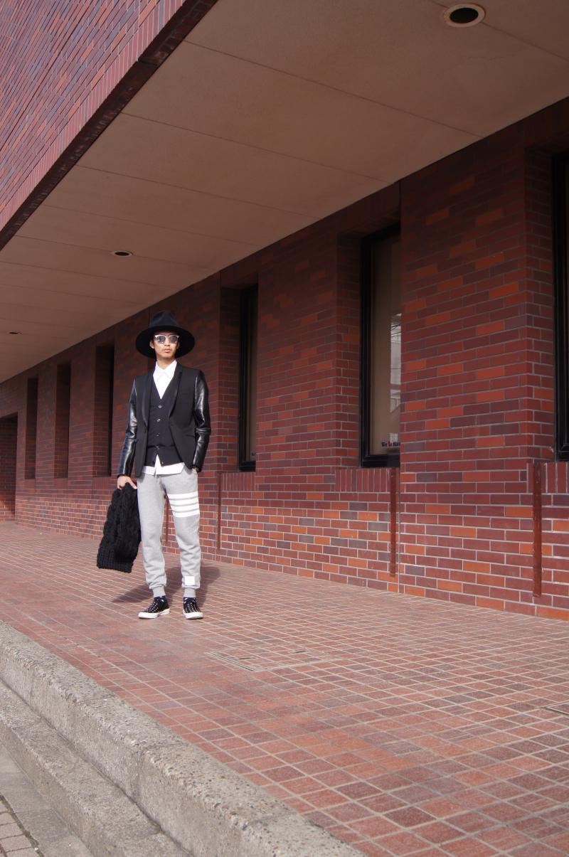 THOM BROWNE.  JUNYA MAN - BLACK & GREY!!