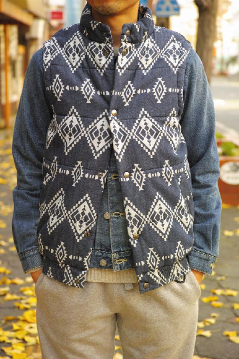 SOPHNET. NATIVE COTTON DENIM PADDED VEST