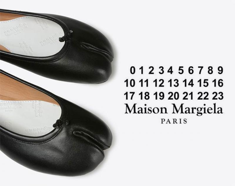 Maison Margiela / "Light brushed Tabi ballerina" 