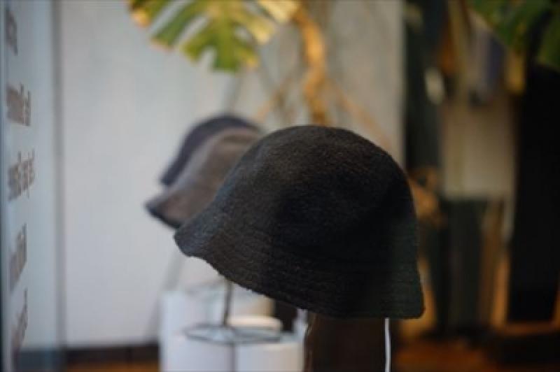 "comesandgoes/ॺɥ"CASUAL HAT