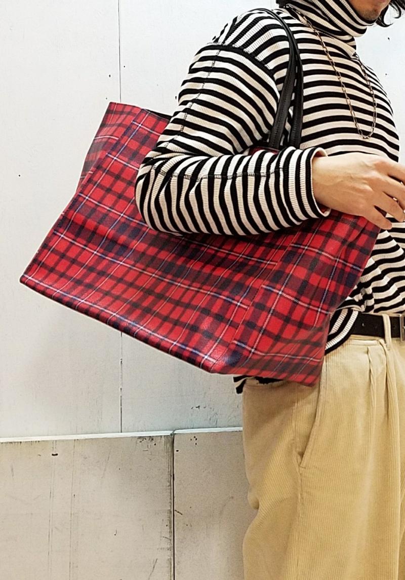A STORE ROBOT  G3O  FABRICK TOTE BAG ASR-0005 (RED)!