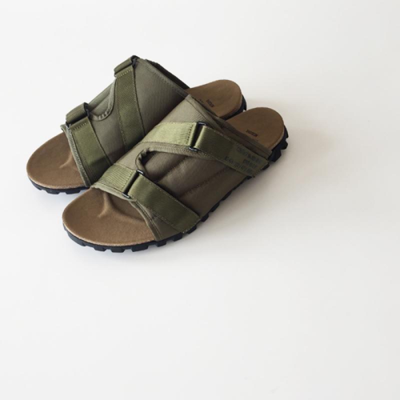 NEXUSVII. TROPICAL FIELD SANDALS OLIVE