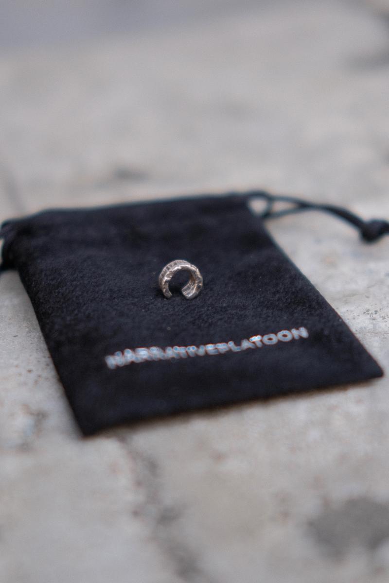 ͵Υ䡼դ!ƣ򤵤˻ǤĺƤޤNARRATIVE PLATOON [ʥƥ֥ץȥ] Mini Barrel Ear Cuff <ߥ˥Х륤䡼> 3300+tax