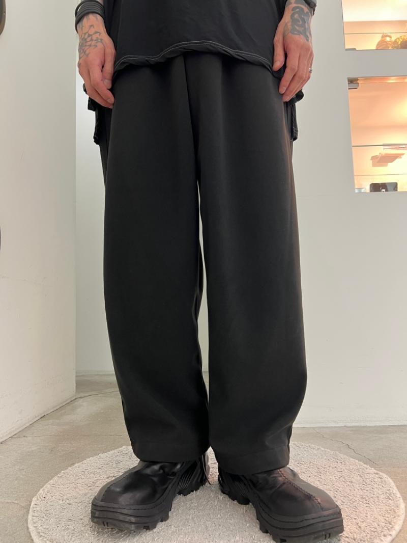 VICTIM / WIDE EASY PANTS 
