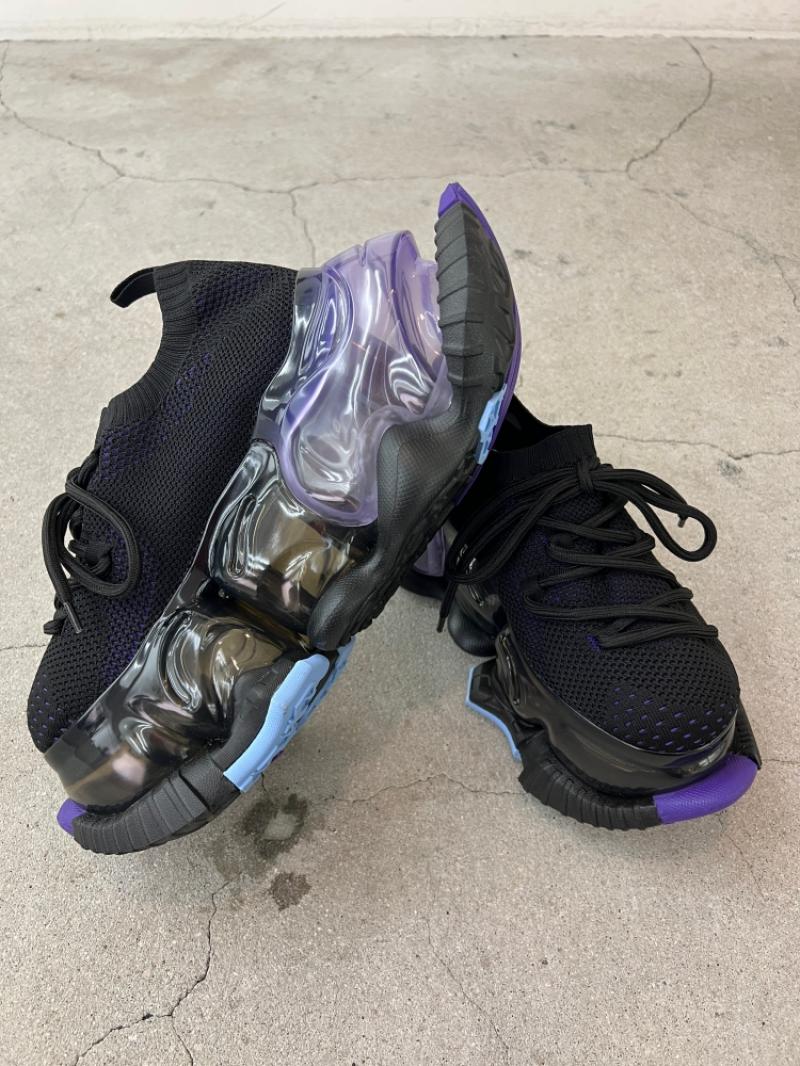 grounds / SKYSCRAPER FALCON 