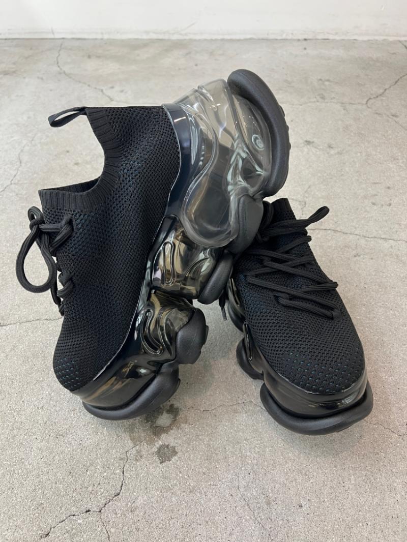 grounds / SKYSCRAPER 