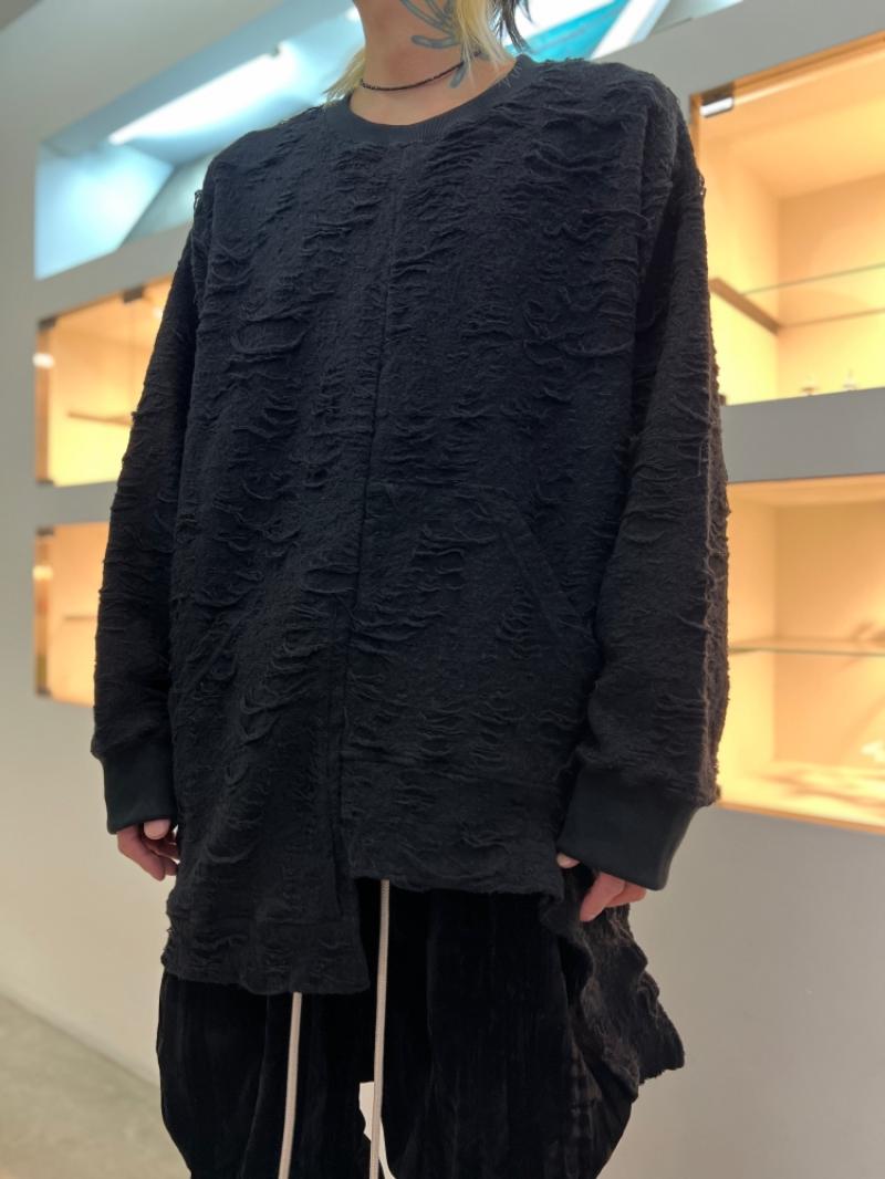 A.F ARTEFACT / Damage Pile Arymmetry Crew Neck Top ����