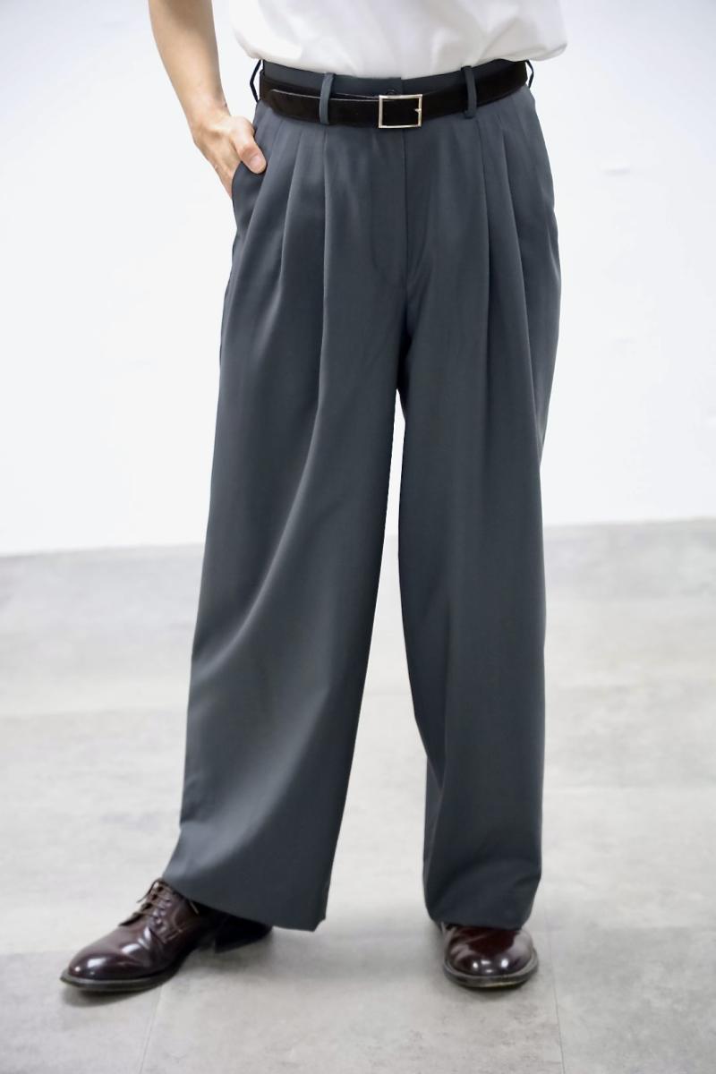 MARKAWARE 26SS �磻�ɥȥ饦������TRIPLE PLEATED WIDE TROUSERS(A26A15PT03C)CHARCOAL������ȯ��!