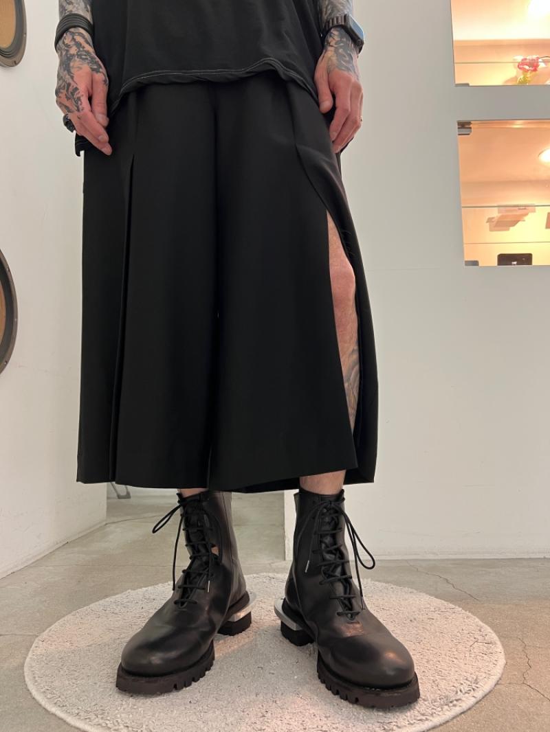 LAD MUSICIAN / WOOL GABARDINE FRONT VENTS CROPPED PANTS ����