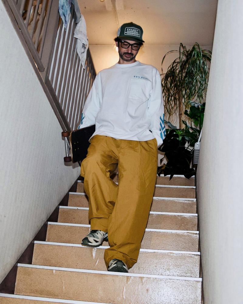 ��EVILACT �����֥륢���ȡ� �����ڤ��ؤ���ܤ�Ω��Ū�ʥ��륨�åȤ���������ѥ�ġ� �ʥ���������礤���Ǻശ�Ƿڤ��Ʋ�Ŭ���������ϤǤ��� ���å������Τ���ѥ�ĤʤΤǥ����륢�åפ��ƥ�դ������Τ⤪�����ᡣ