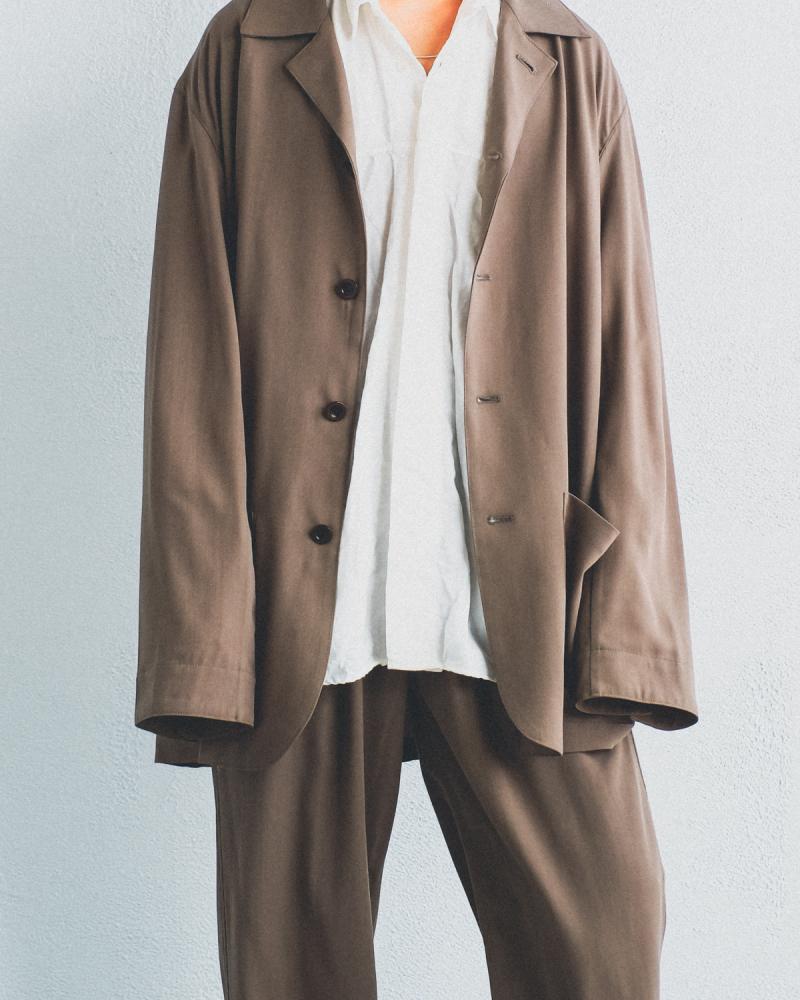 ��AUBERGE:LAZARO��