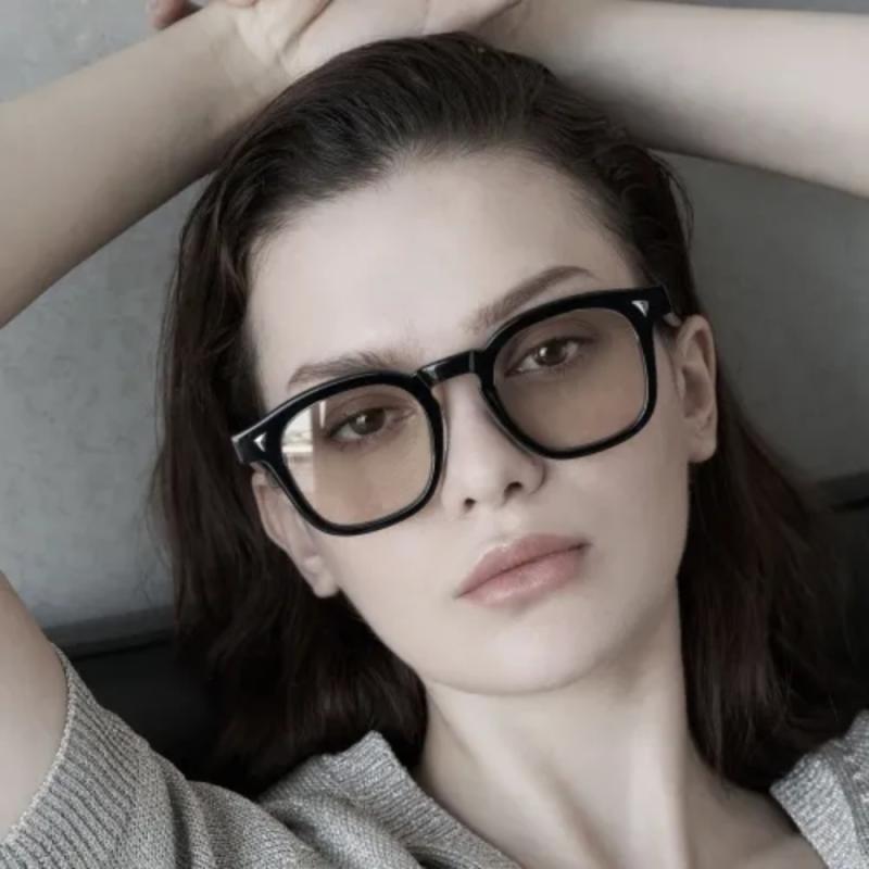 GARNI��GLITCH / Delta����