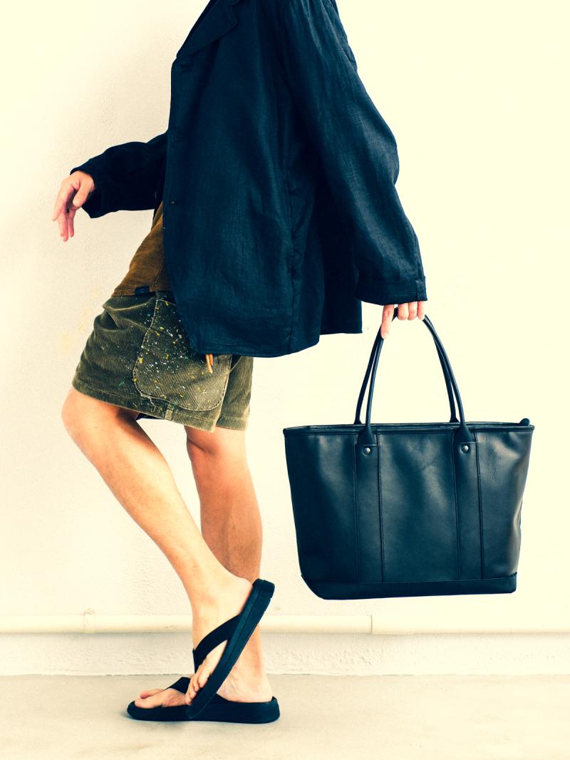 ��MOTO:BAG62 Oiled Cow Leather Zip Tote Bag��