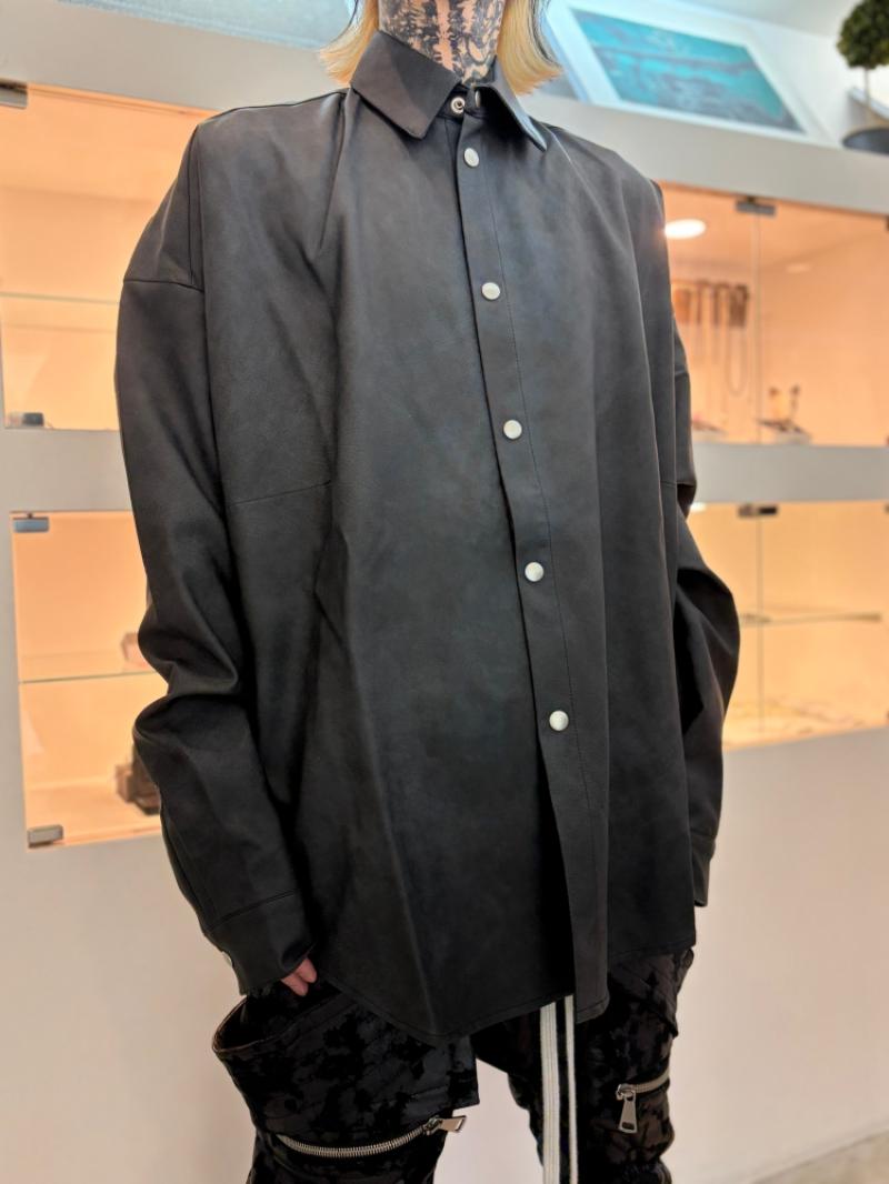A.F ARTEFACT / Vegan Leather Cocoon Shirt ����