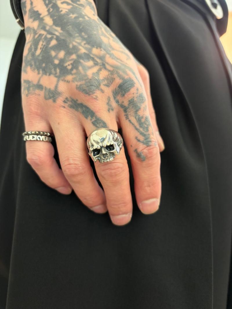 LAD MUSICIAN / SKULL RING ����