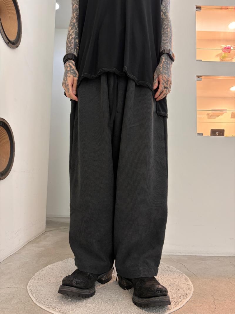 my beautiful landlet / CORDUROY WIDE EASY PANTS ����
